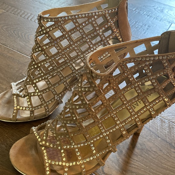 Michael Kors tan suede leather with crystals, zip up heels - Picture 2 of 5